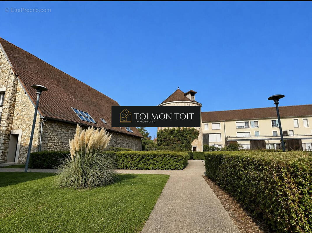 Appartement à SURVILLIERS