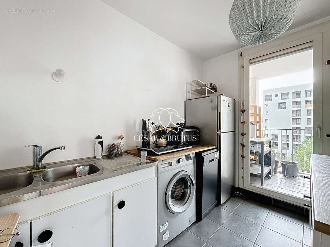 Appartement à LYON-8E
