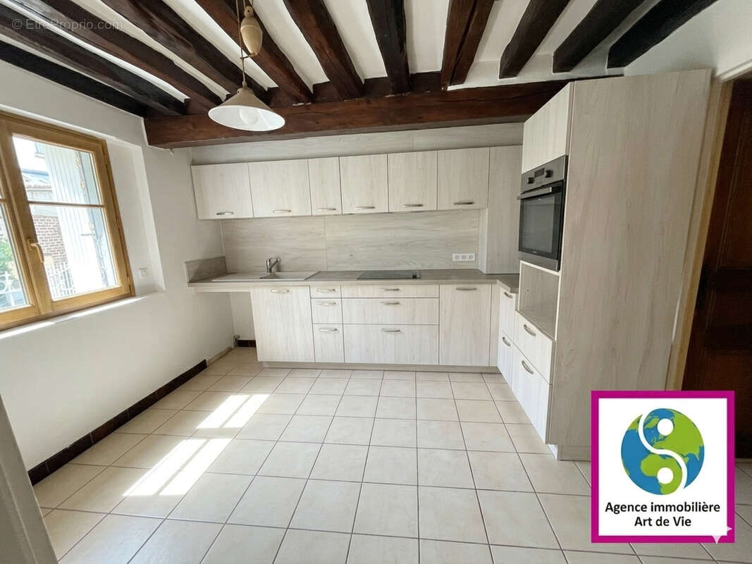 Maison 130 m² à Andilly  - photo 4