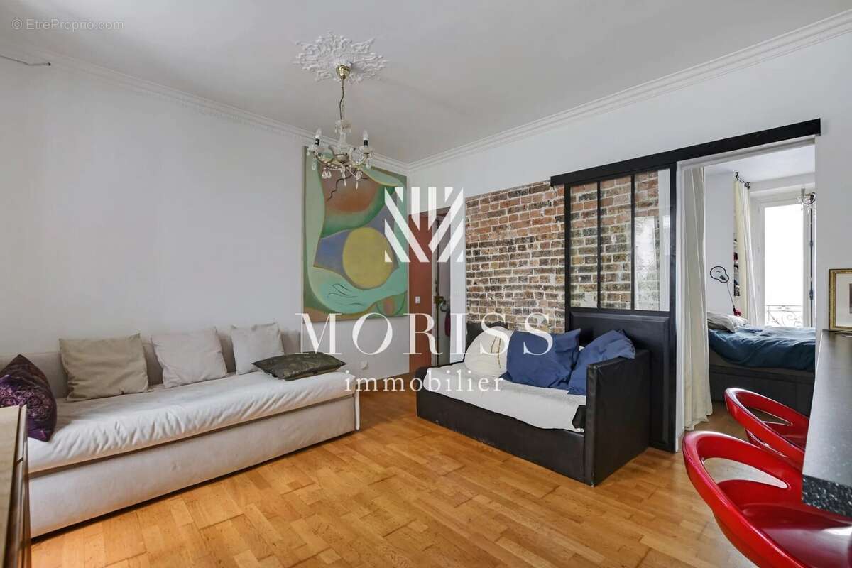 Appartement à PARIS-9E