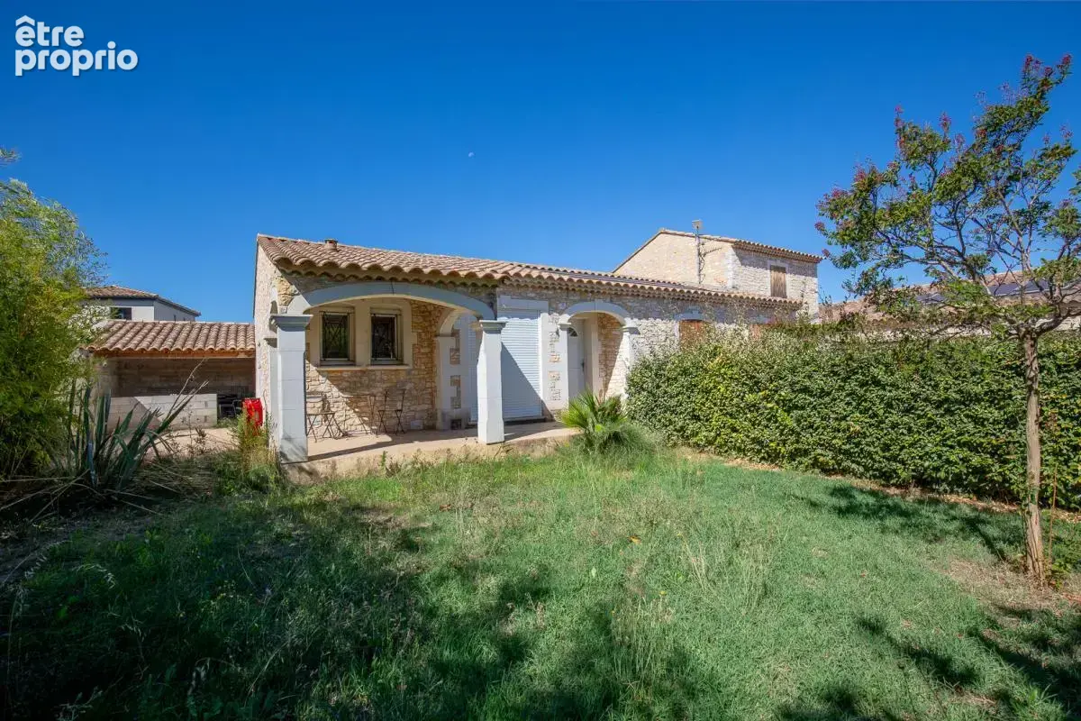 30126 Saint Laurent Des Arbres, calme,  2   jolies villas 15 pièces,  sur un terrain de 1050m2 - photo 6