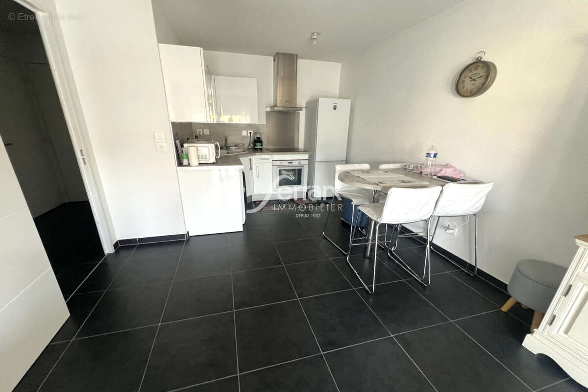 Appartement 43 m² à Draguignan  - photo 2