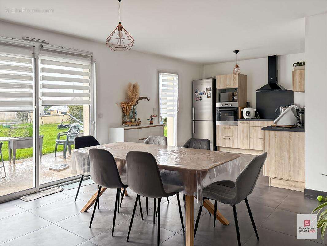 Maison à VION