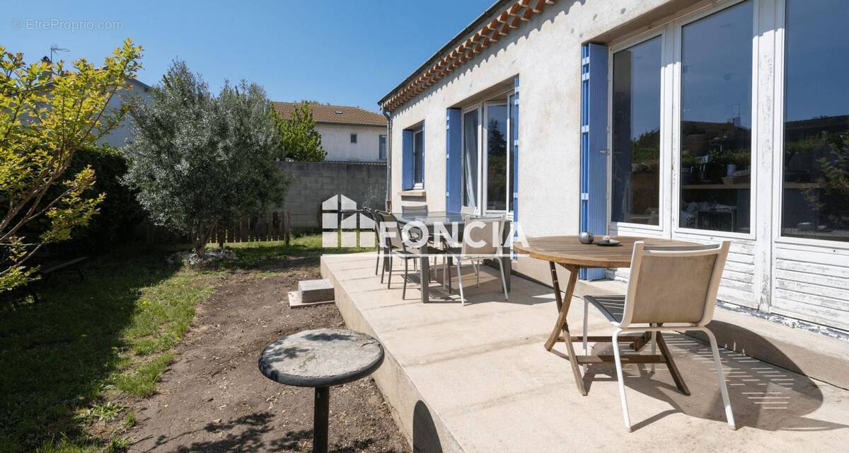 Maison à TOURNON-SUR-RHONE