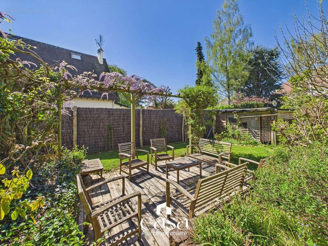 Maison à BRETTEVILLE-SUR-ODON