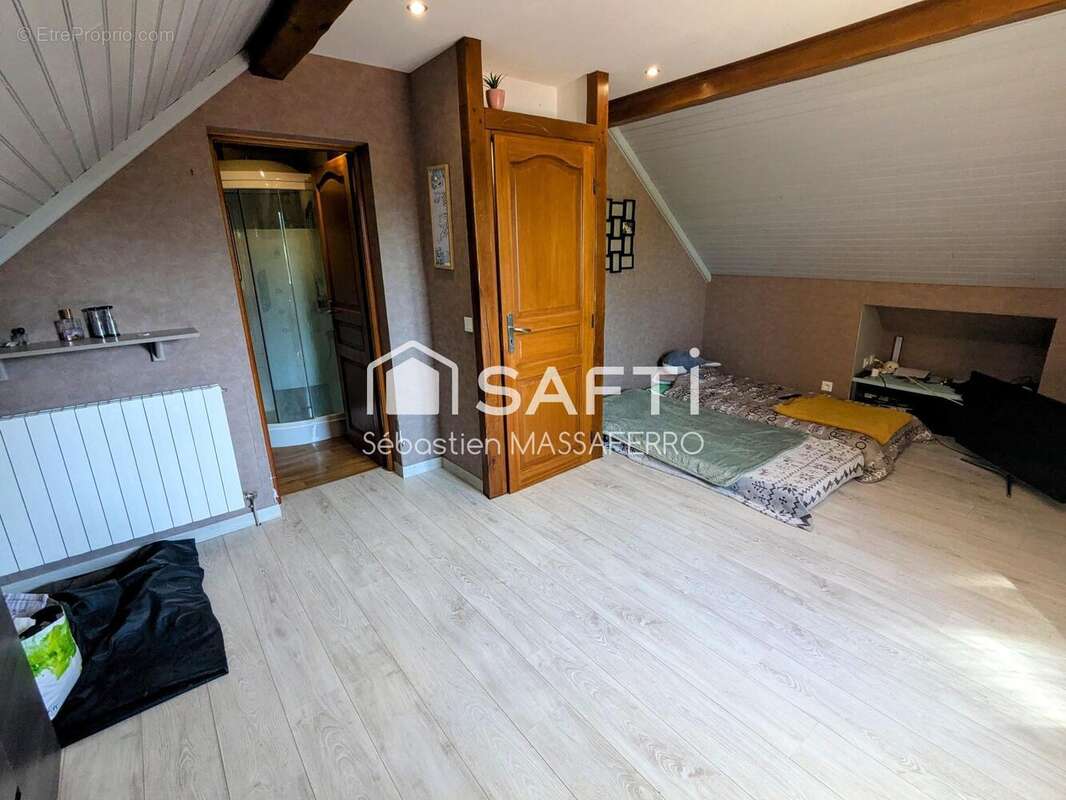 Maison 125 m² à Saint-Andelain  - photo 9