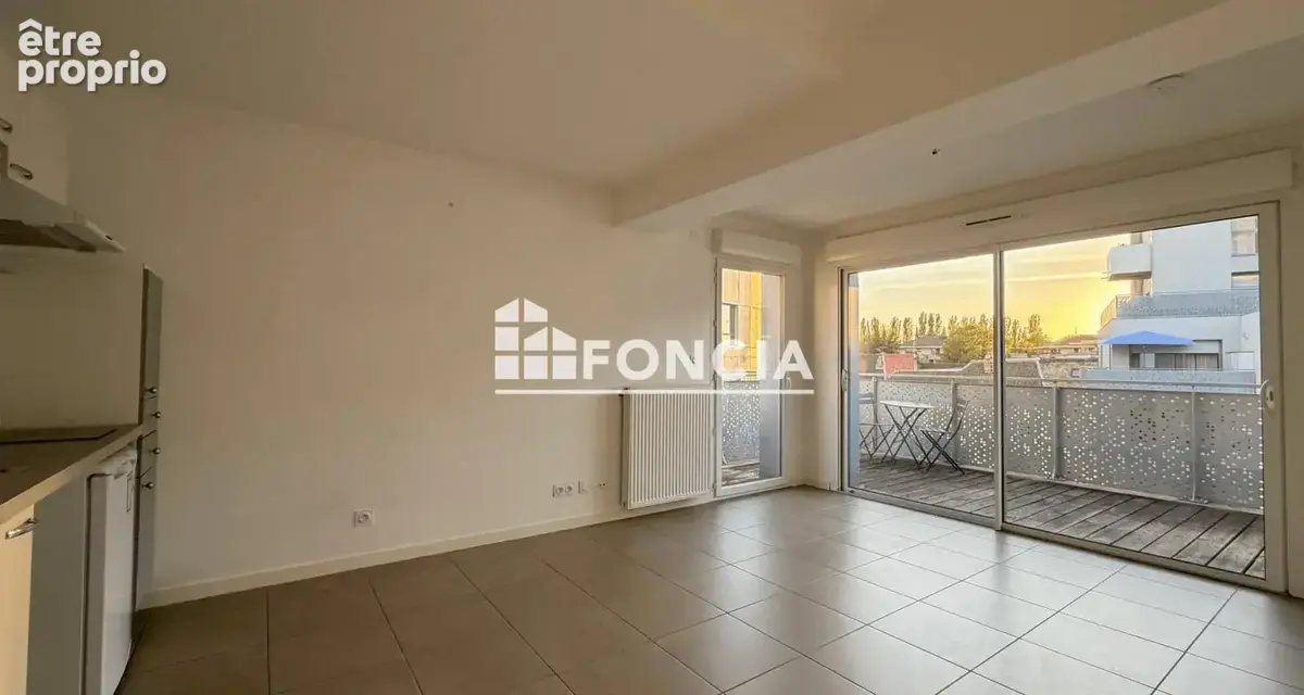 BONNEVILLE - Ecoquartier : Appartement T2 avec terrasse + parking au sous-sol - photo 4