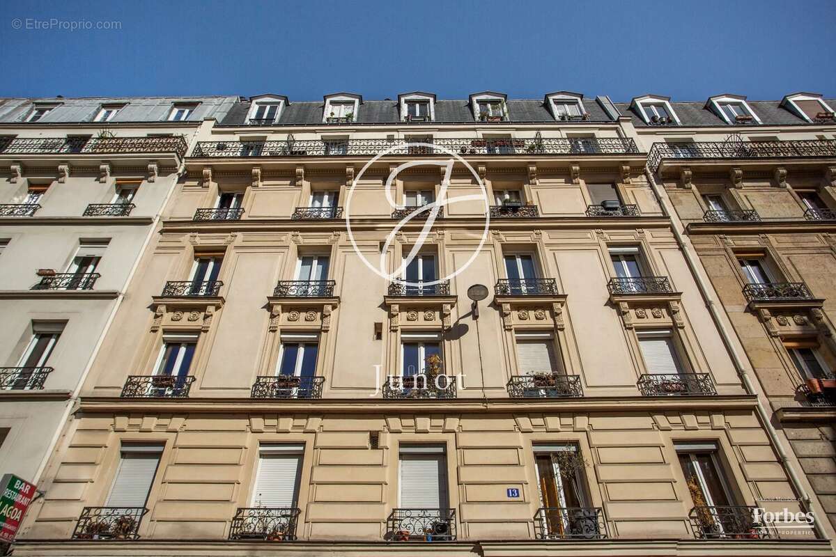 Paris 18e - DAMRÉMONT / MONTCALM - Appartement - 32,7m² Carrez - 1 chambre - Dernier étage - photo 10