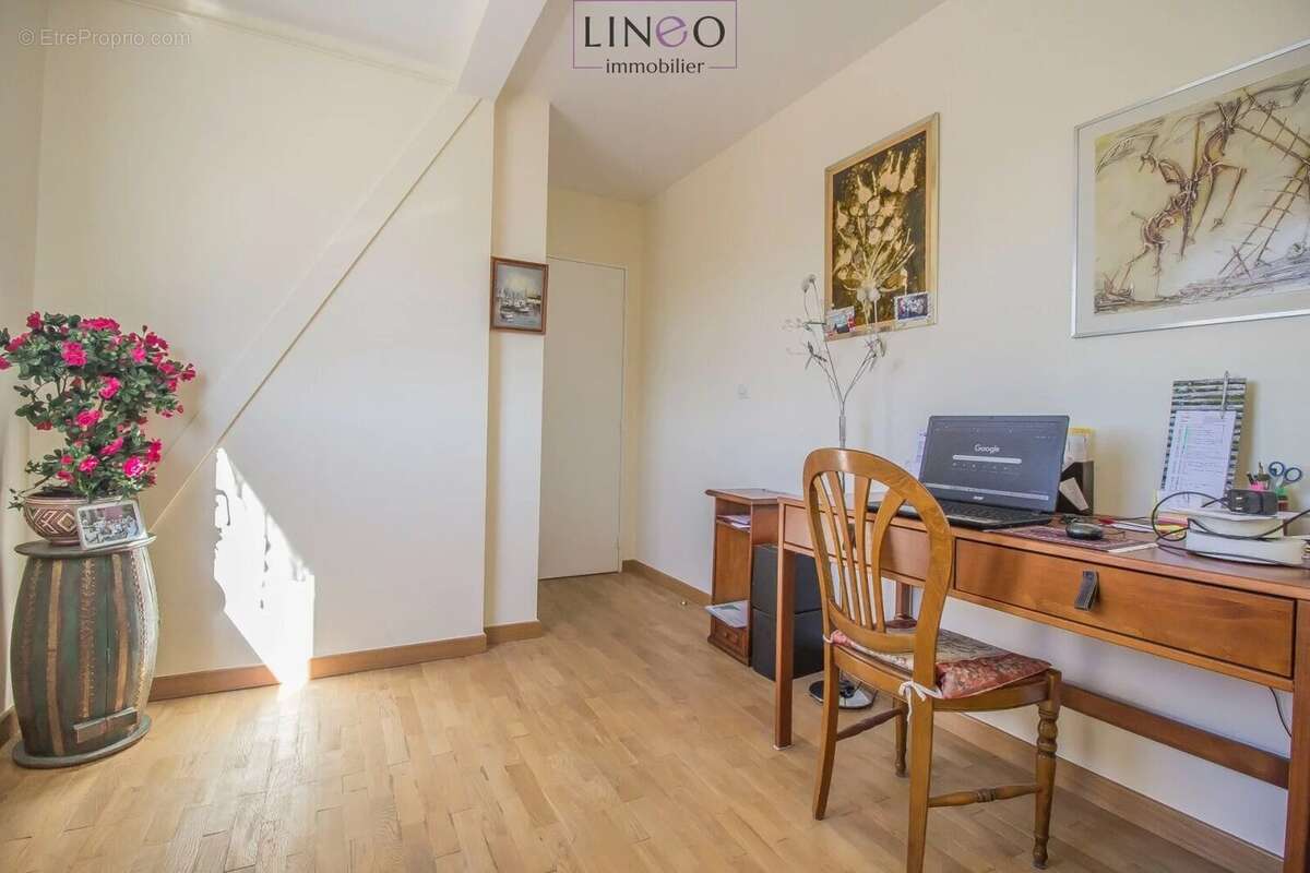 Appartement à CHOISY-LE-ROI