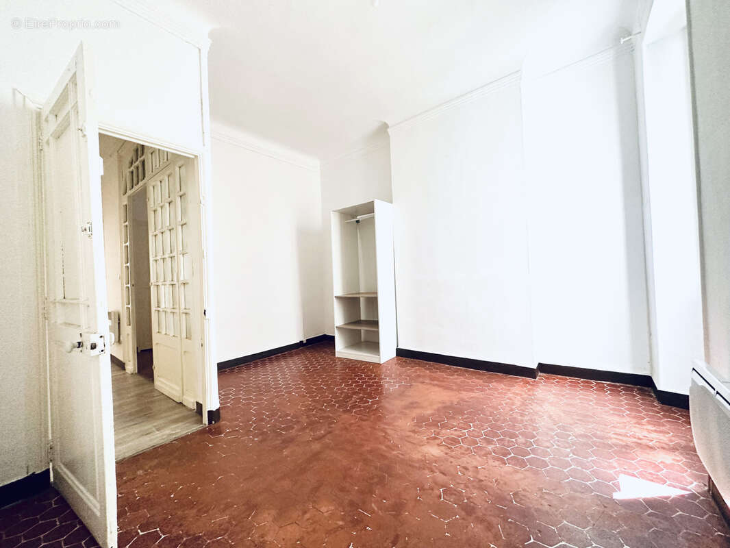 T2/3 de 55 m2 loue - rue d'italie - prefecture 13006 - photo 3