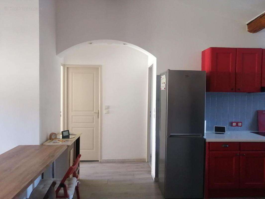 Appartement à MEZE