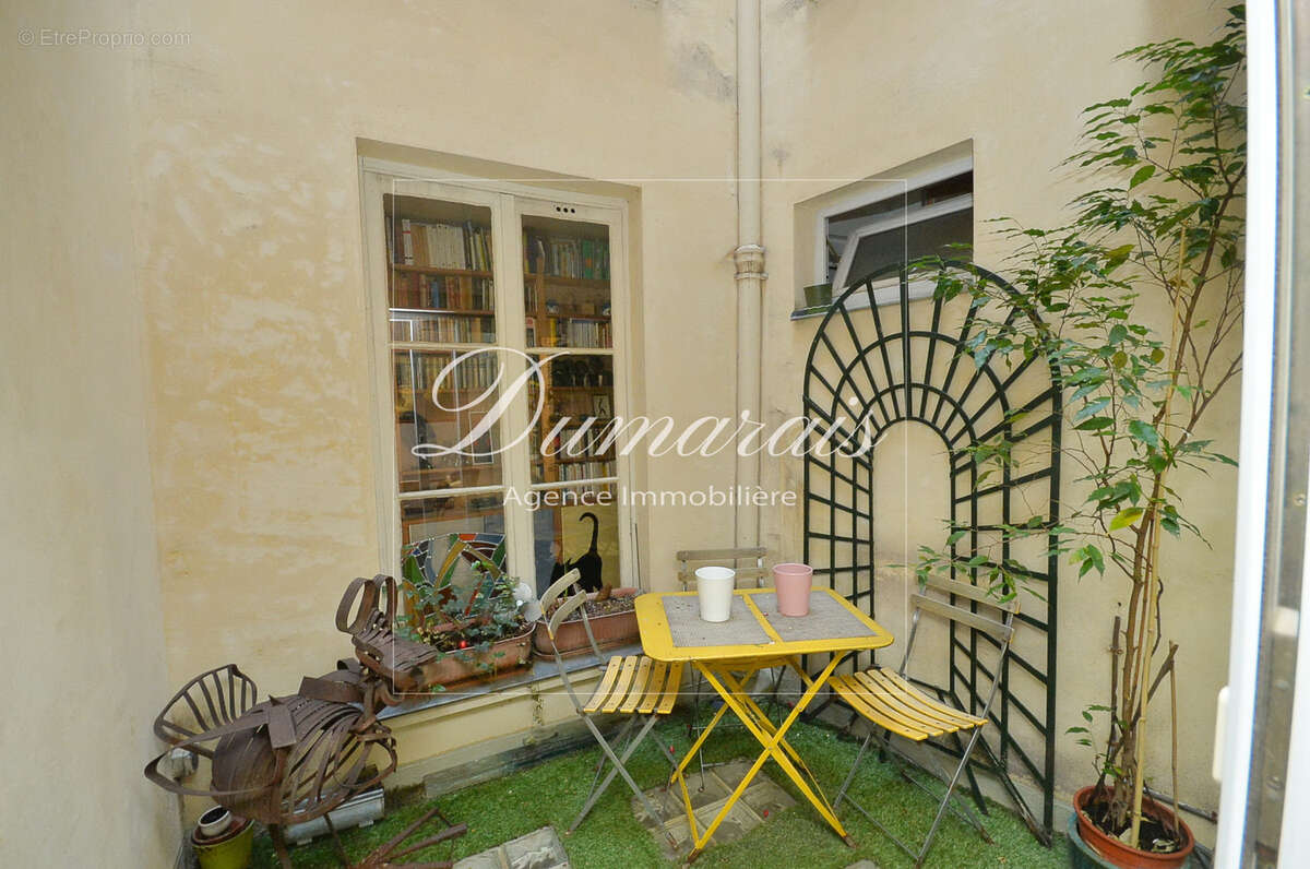 Appartement à PARIS-4E