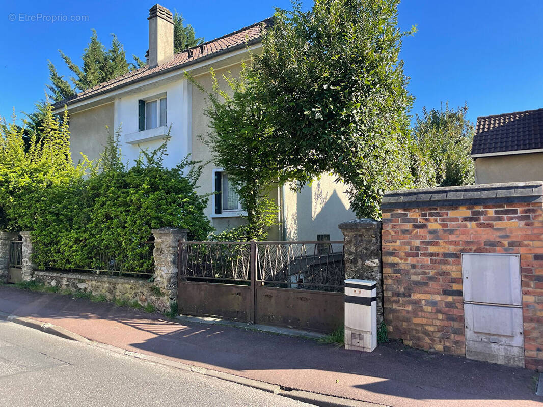 Maison à SAINT-CLOUD