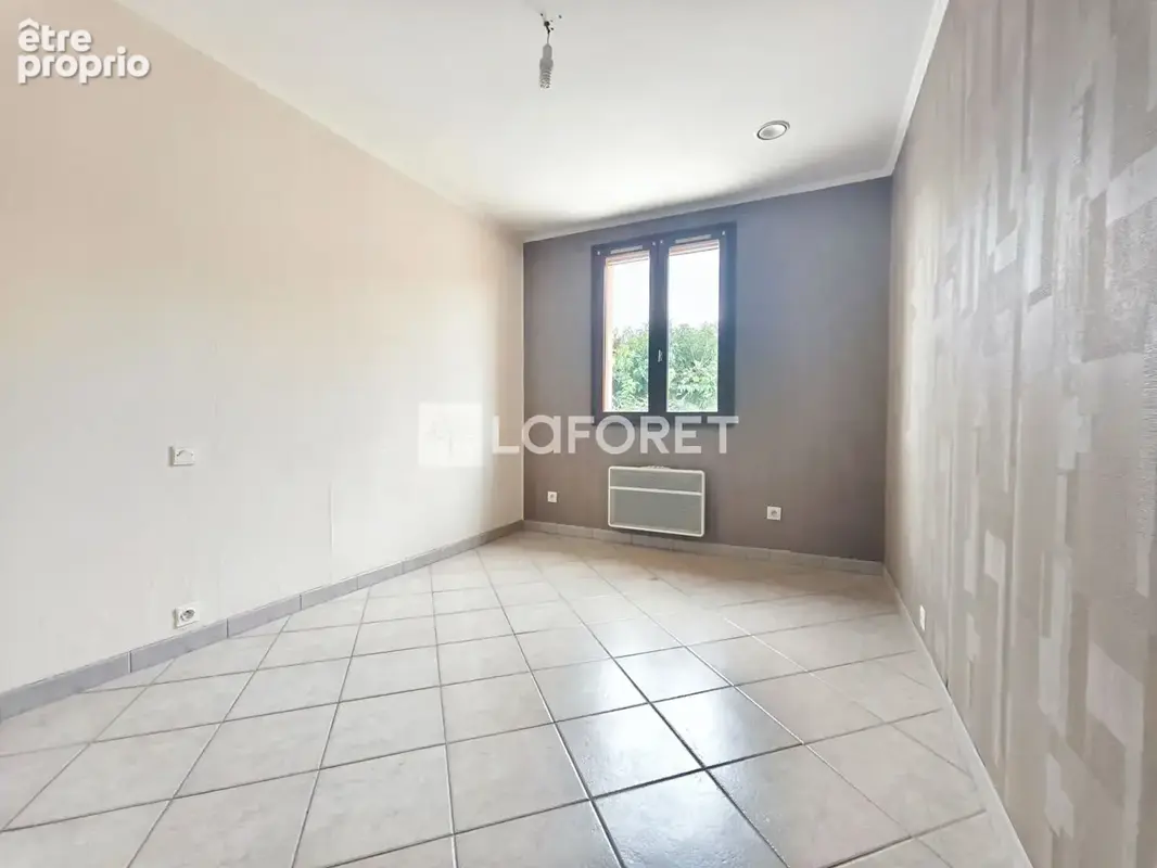 Maison de plain-pied avec 3 chambres, garage et jardin à Saint-Jean-Pla-de-Corts - photo 9