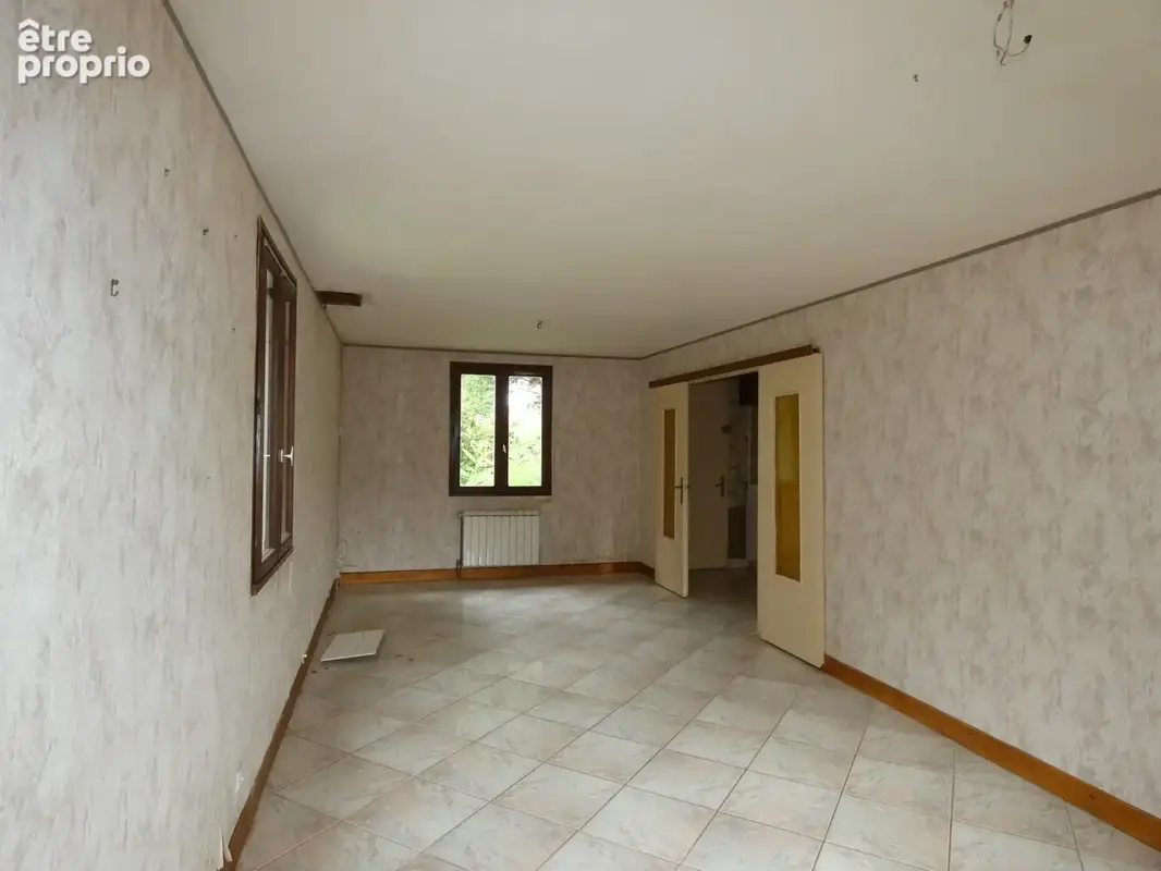 Maison 86 m² à Saint-Yrieix-Les-Bois  - photo 6