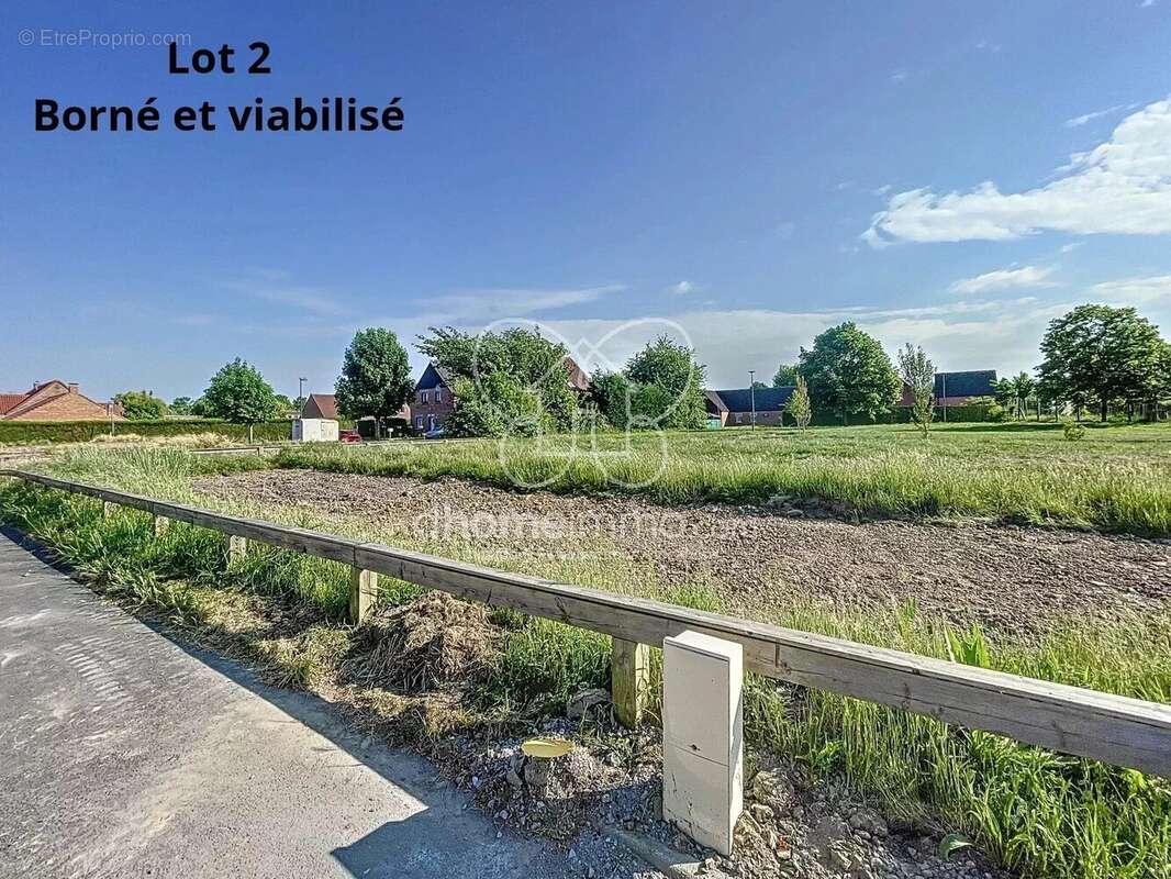 Terrain à RAIMBEAUCOURT