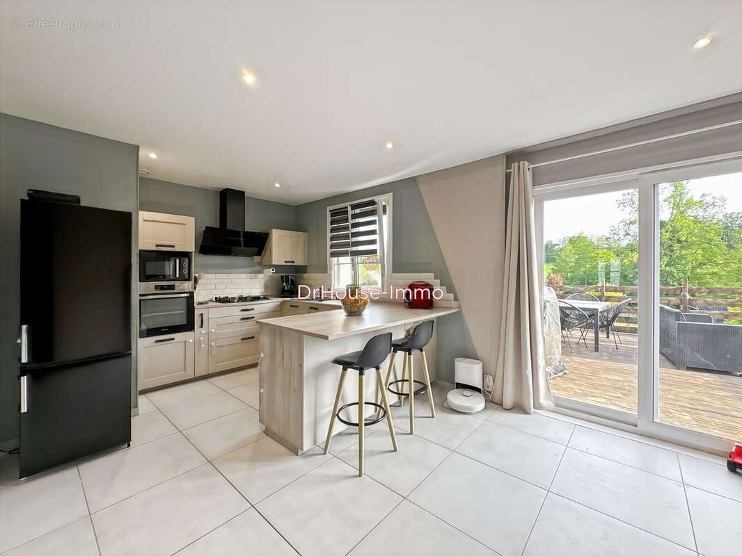 Maison 132 m² à Marigne-Laille  - photo 11