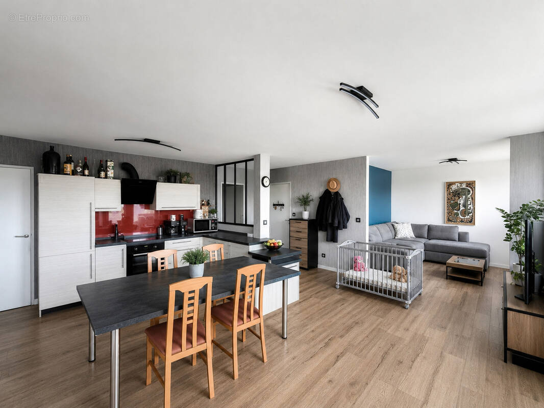 Appartement à SAINT-ETIENNE