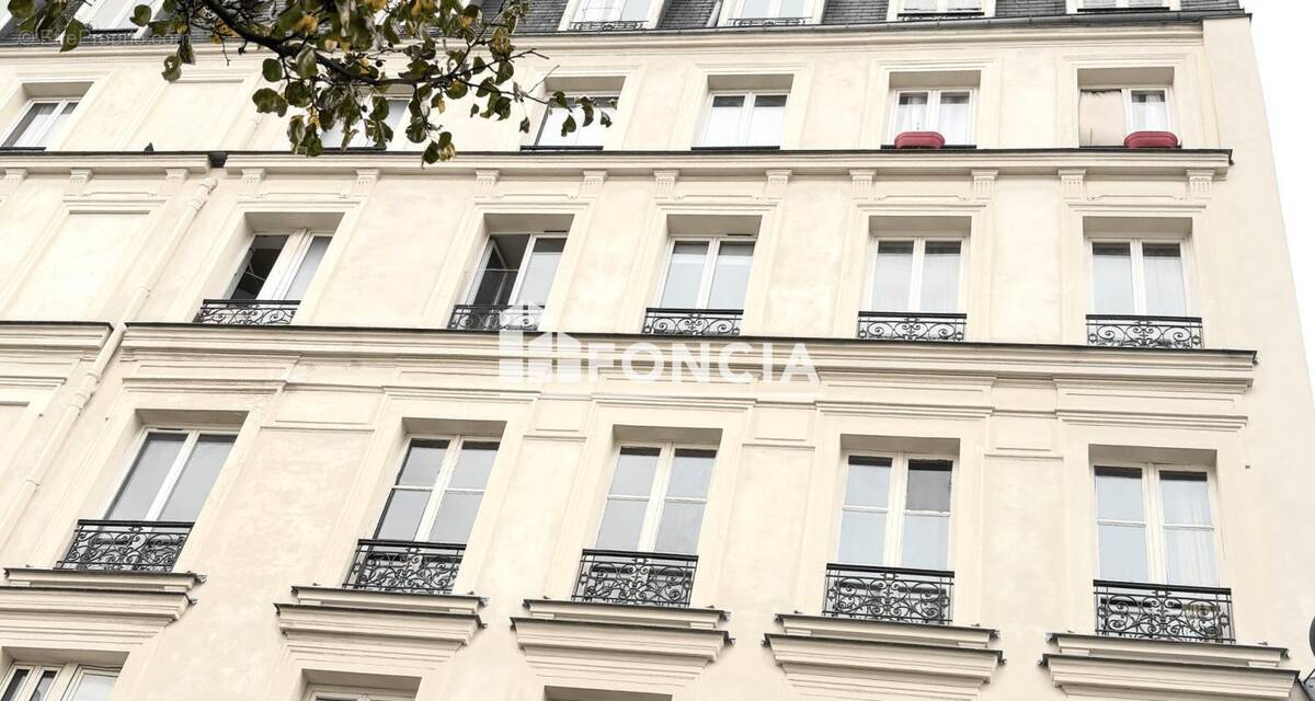 Appartement à PARIS-18E