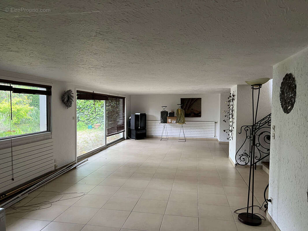 Maison bourgeoise Béthune 15 pièce(s) 300 m2 quartier prisé - photo 4