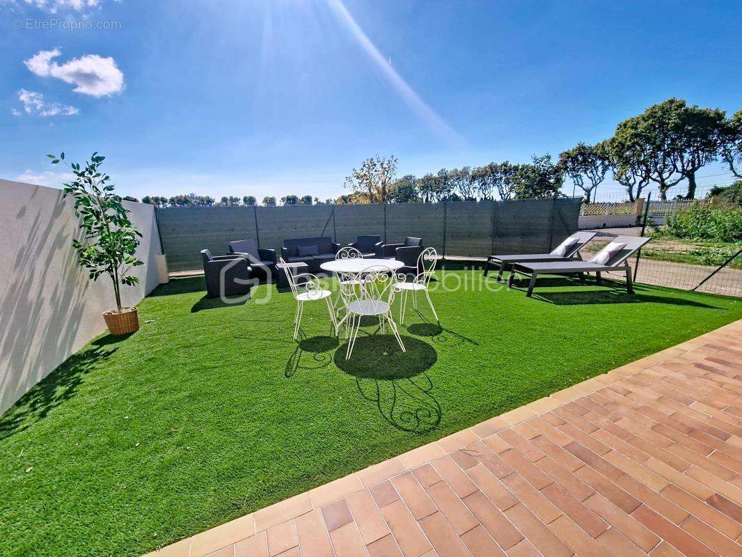 Appartement à LA FARE-LES-OLIVIERS