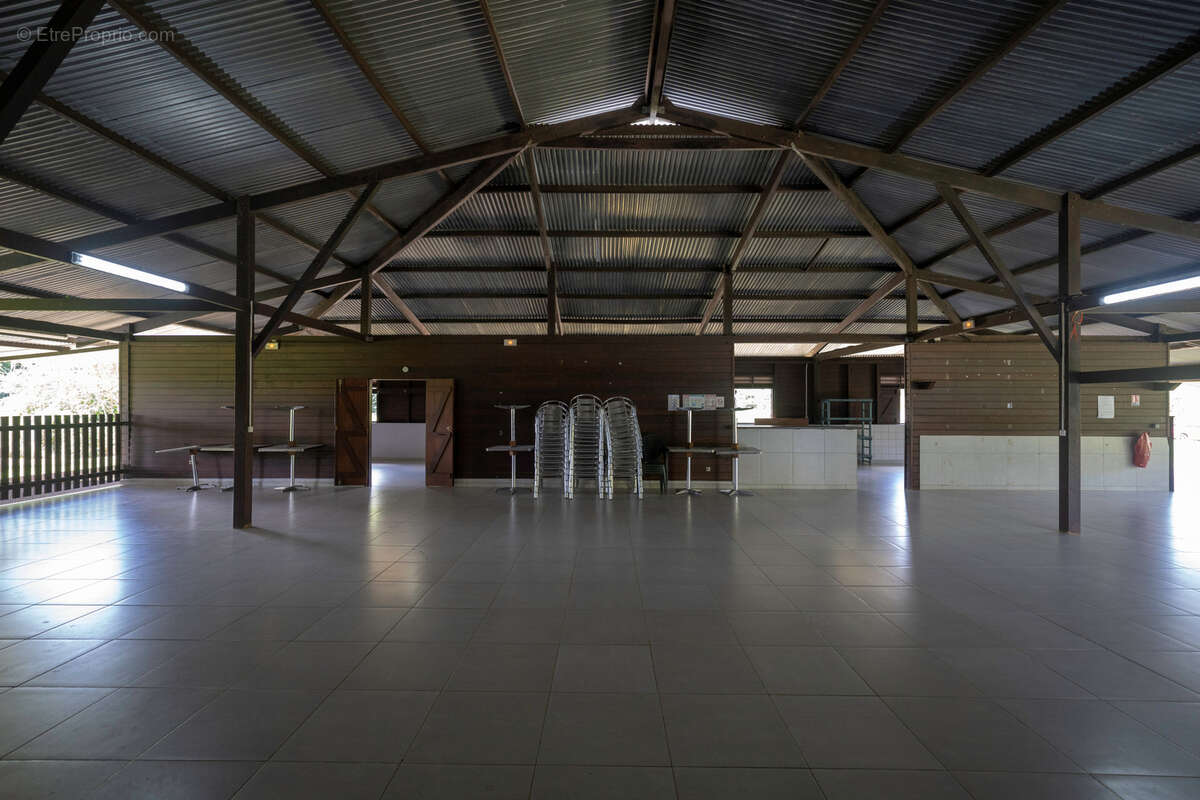 Maison à MONTSINERY-TONNEGRANDE