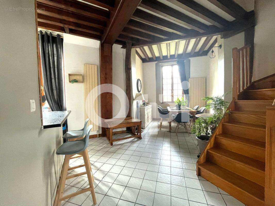 Appartement à CHOISY-AU-BAC