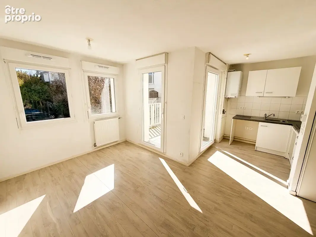 Appartement T3 en duplex avec terrasse - photo 3
