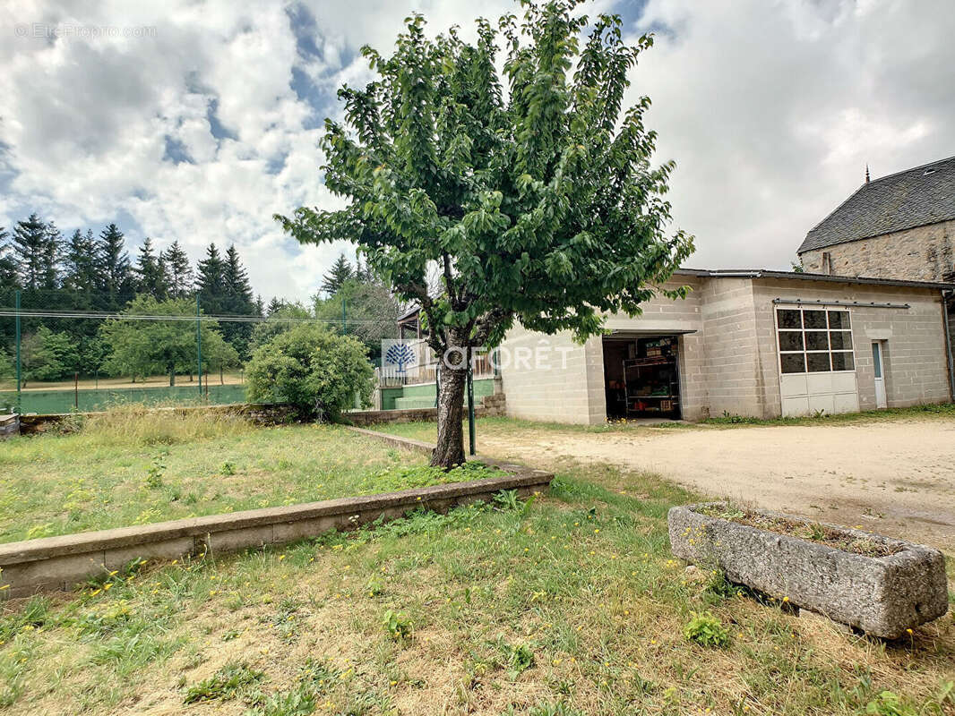 Maison à ALBARET-SAINTE-MARIE