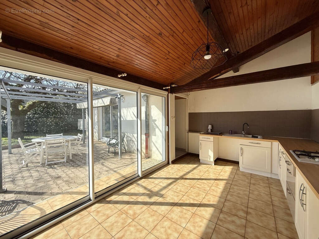 Maison à TOURNON-SUR-RHONE