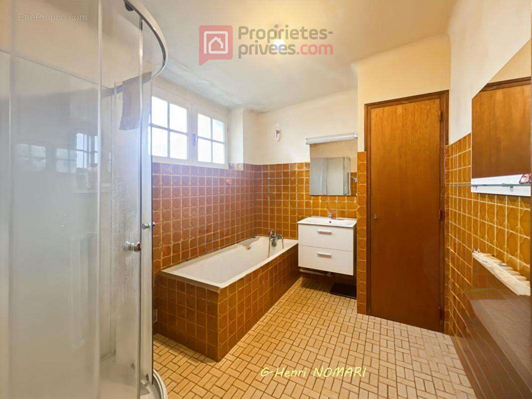 Maison à MARSAC-SUR-DON