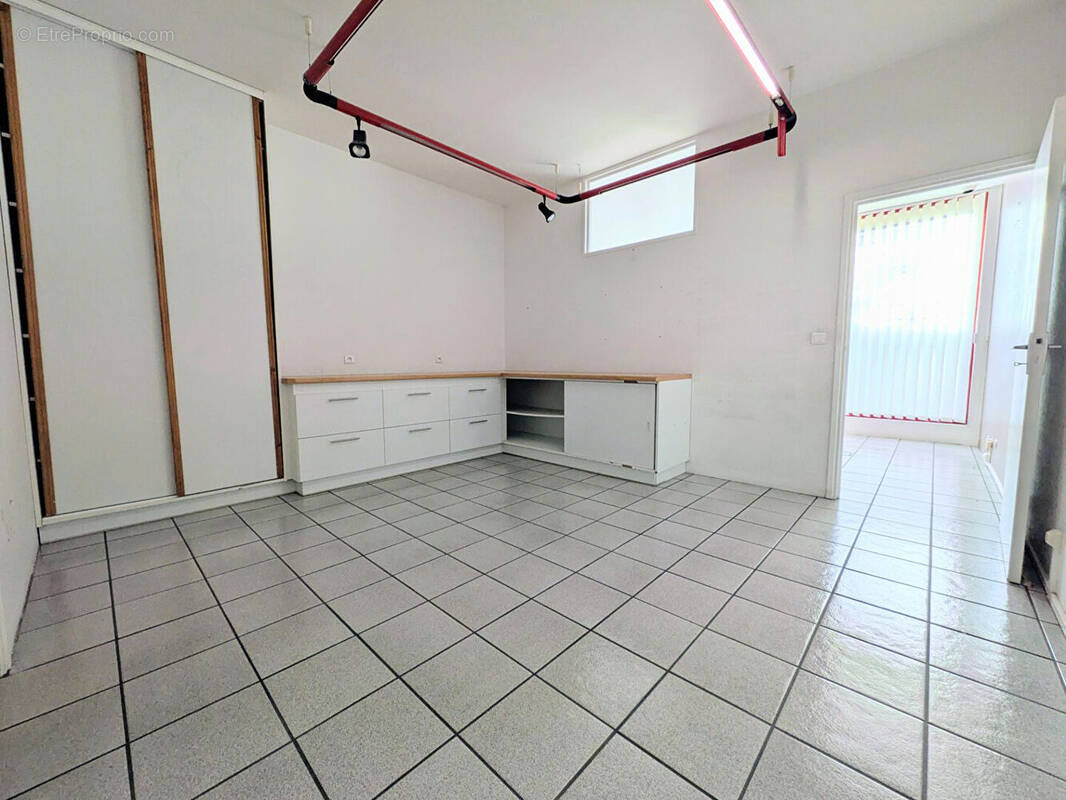 Commerce à COURNON-D'AUVERGNE