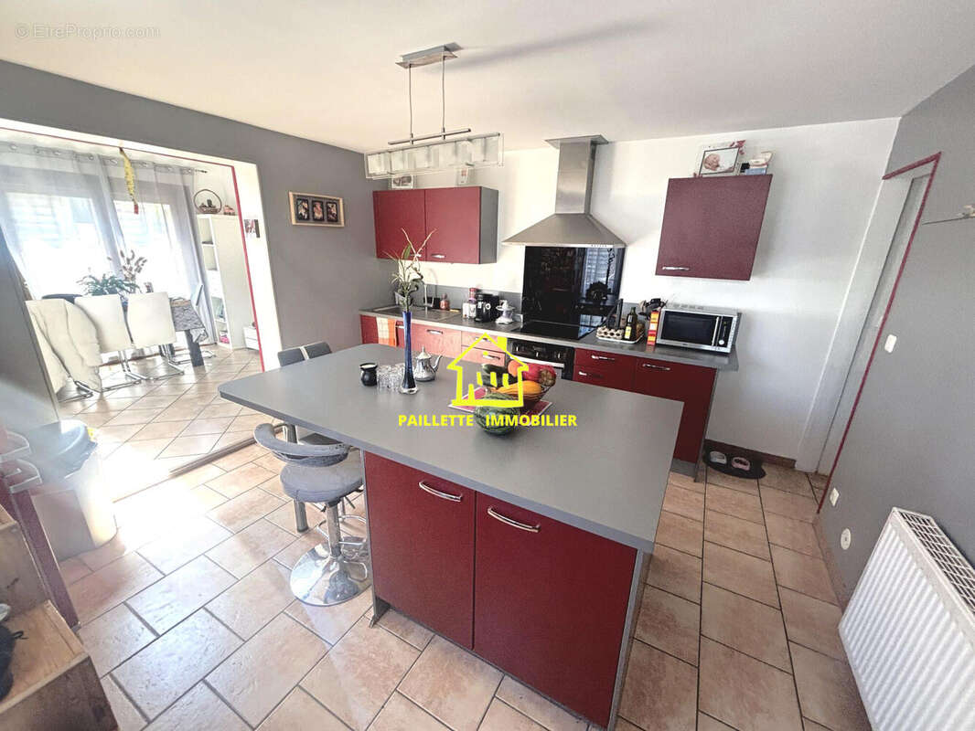 Maison 84 m² à Gonfreville-L'orcher  - photo 2