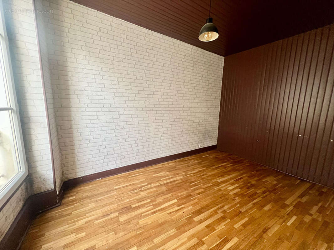 Appartement à BRIE-COMTE-ROBERT