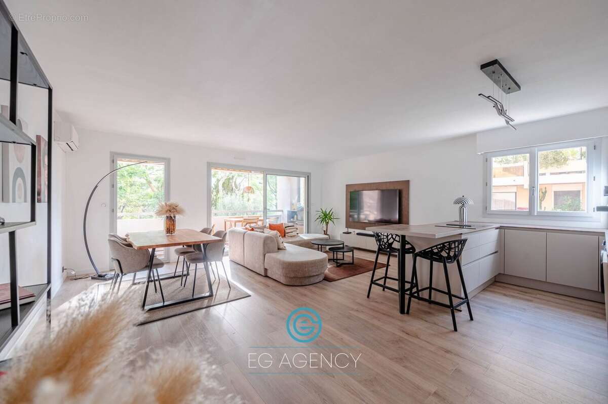 Appartement à MARSEILLE-8E