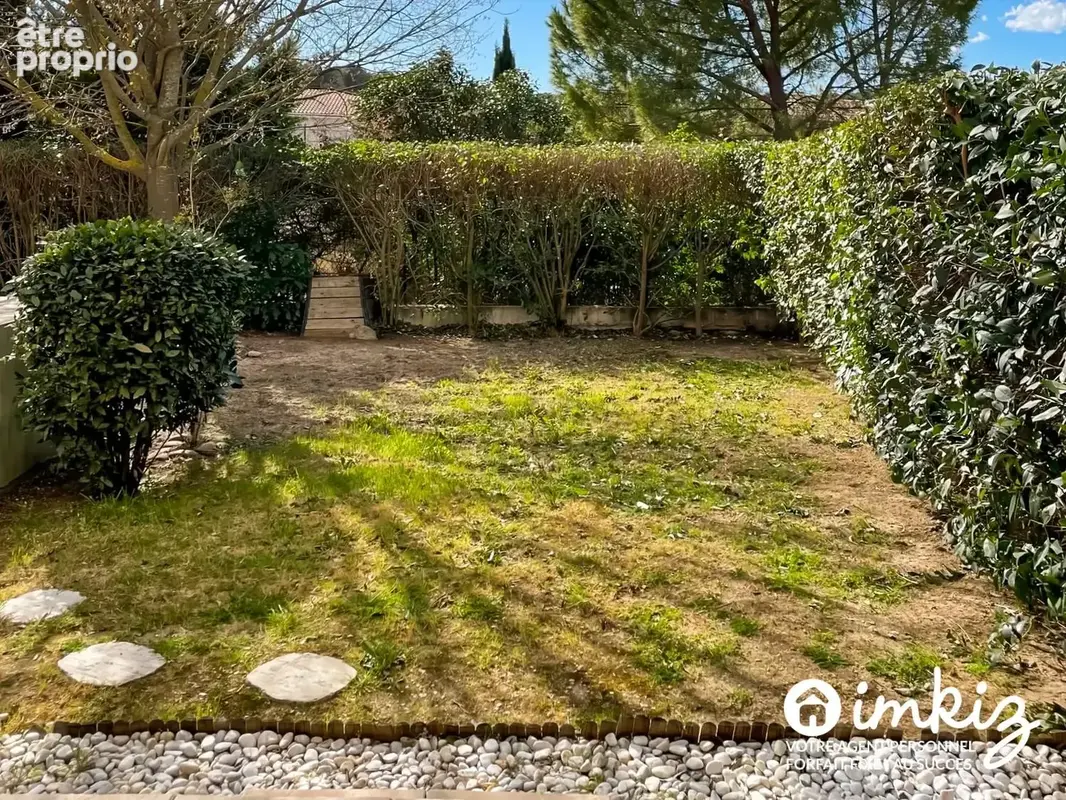 Residence avec piscine - terrasse, jardins  et box - photo 3