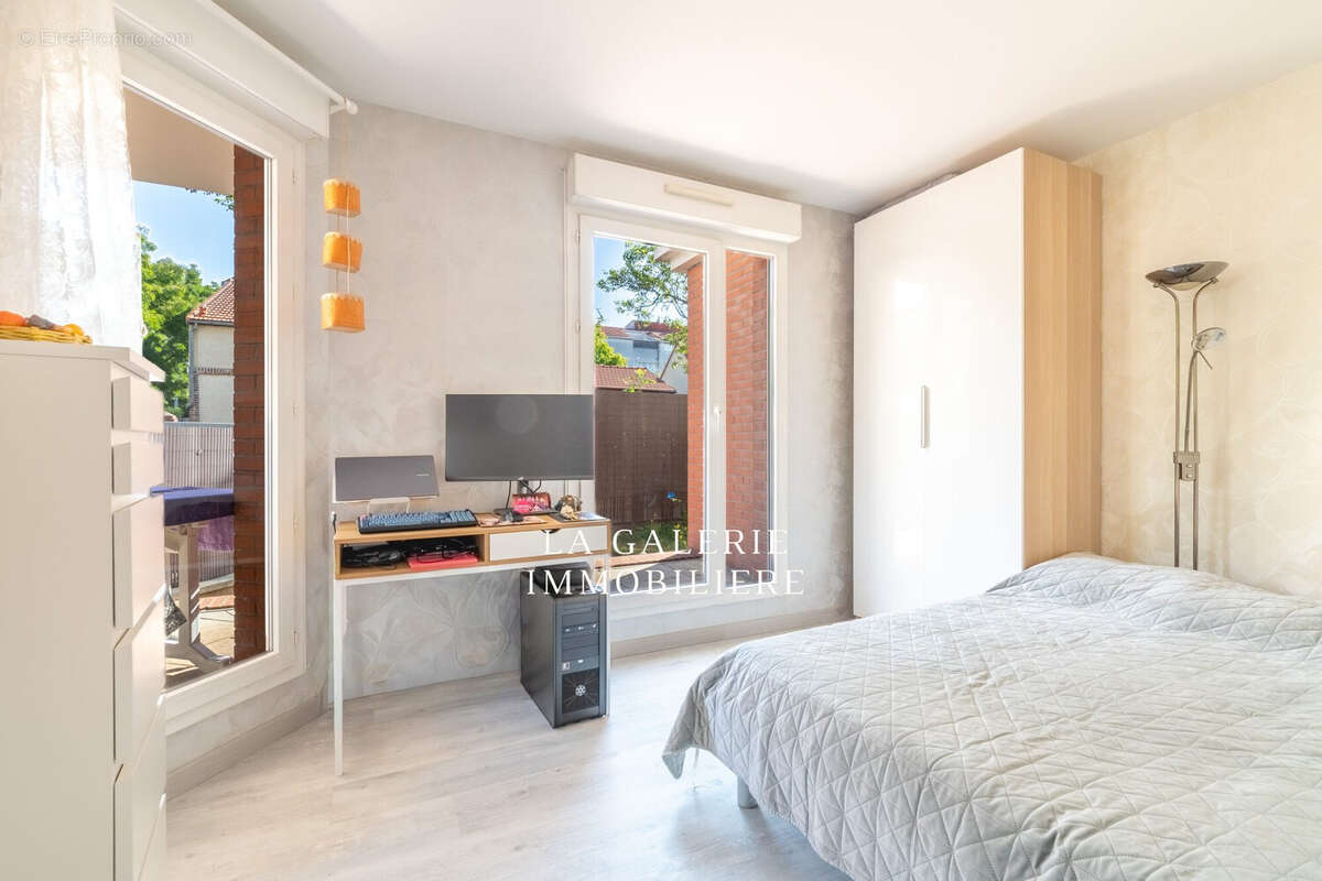 Appartement à NANTERRE