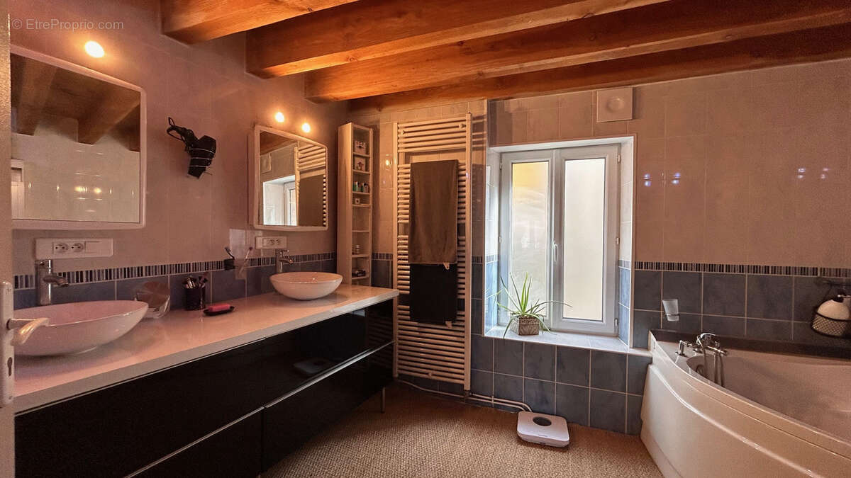 Maison à PESCHADOIRES