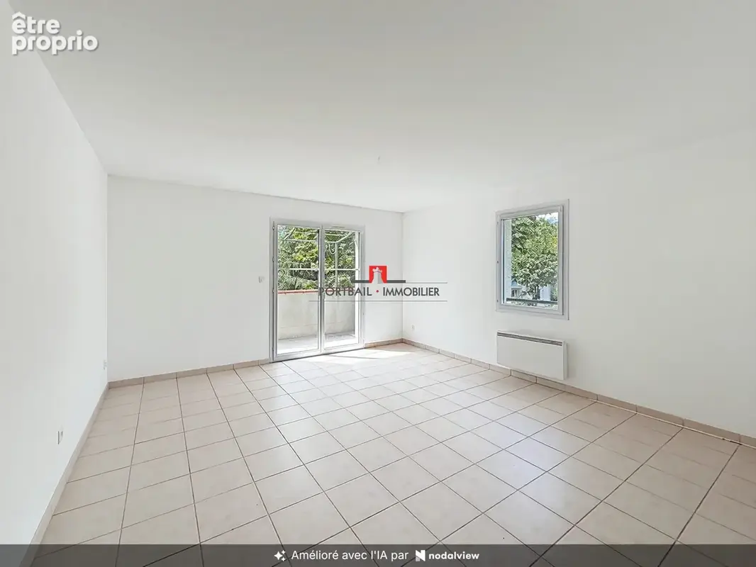Appartement à SAINT-MARTIN-LACAUSSADE