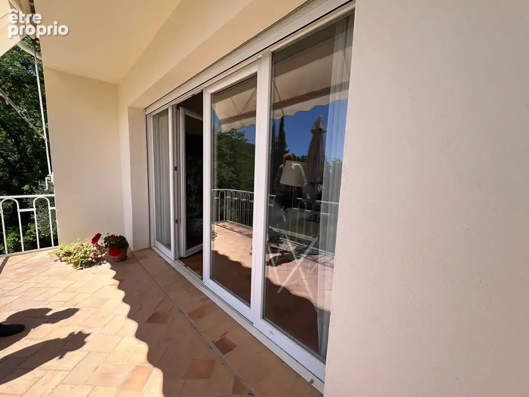 Magagnosc : Maison familiale avec vue mer exceptionnelle - photo 4