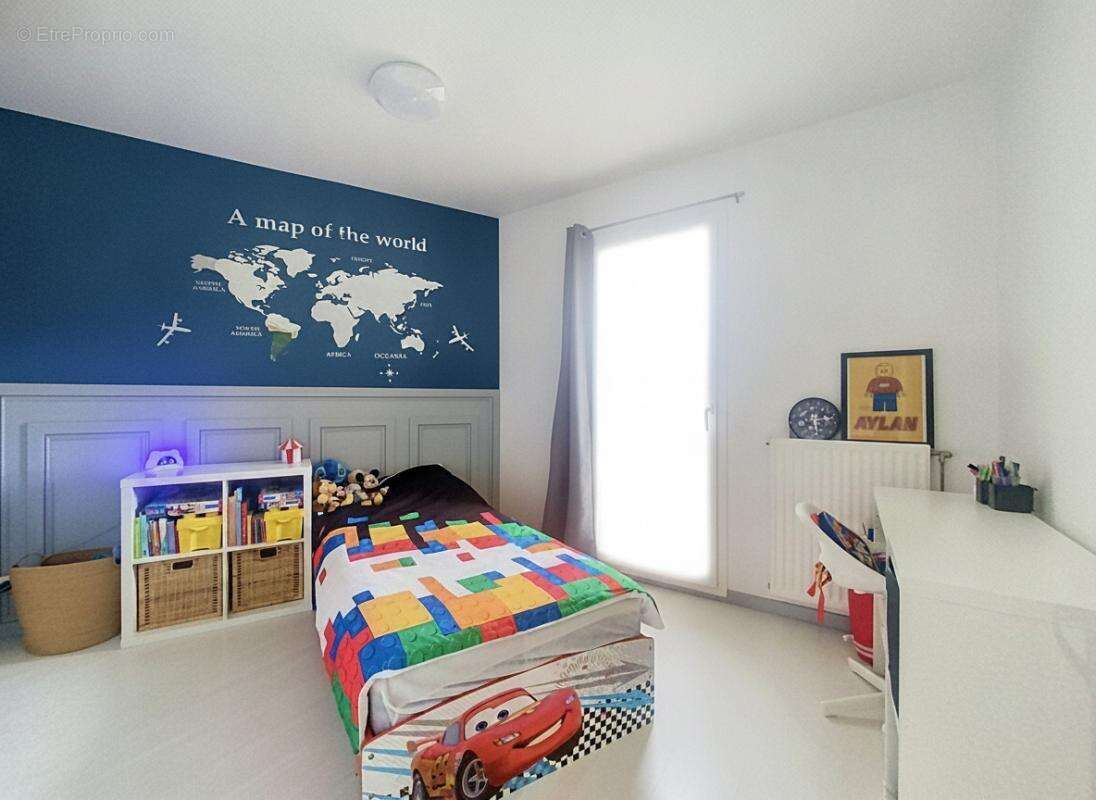 Appartement à SAINT-GENIS-LAVAL