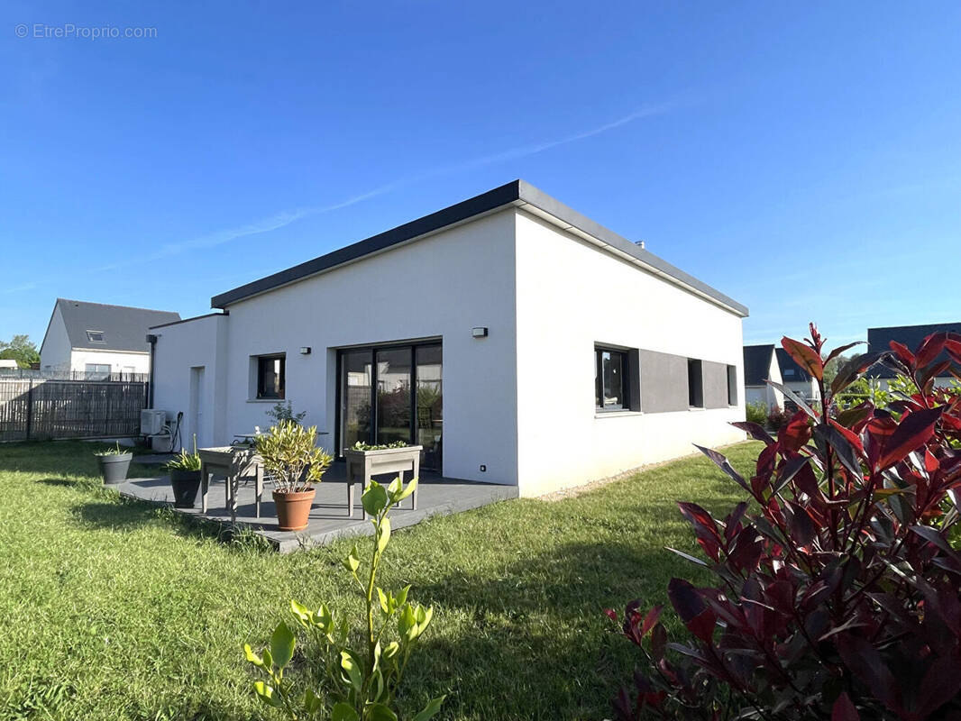 Maison à PLONEOUR-LANVERN