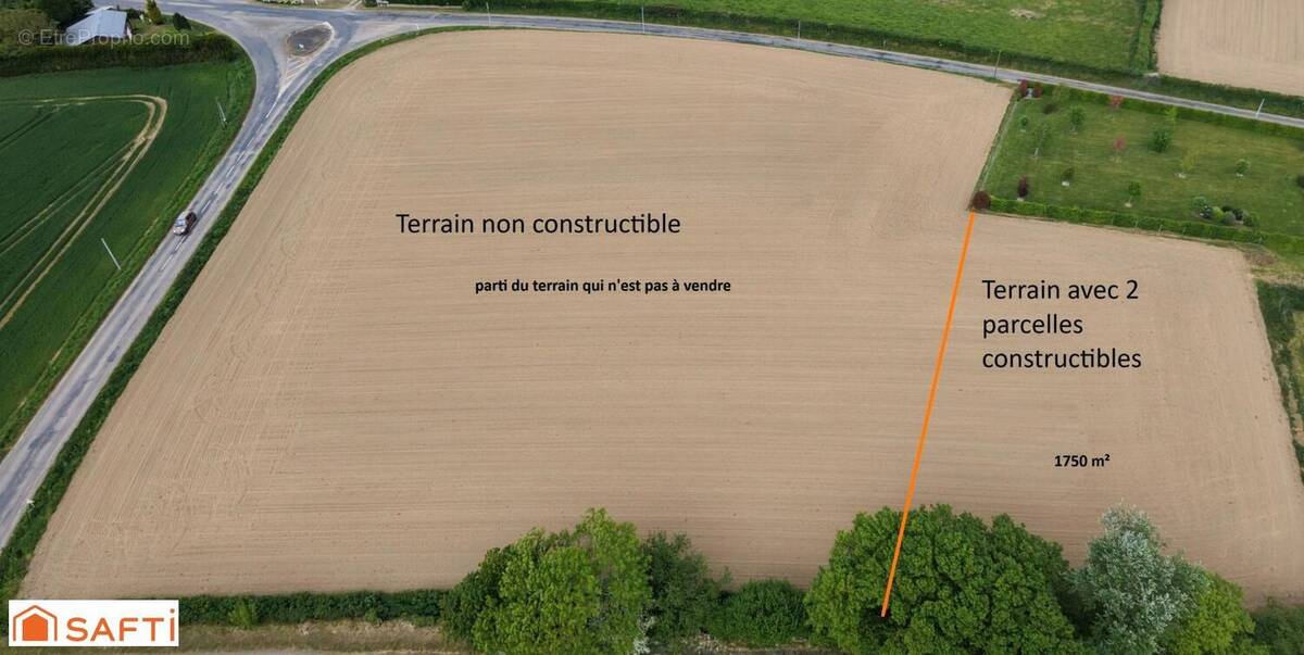 Photo 1 - Terrain à SAINT-JEAN-DE-SAVIGNY