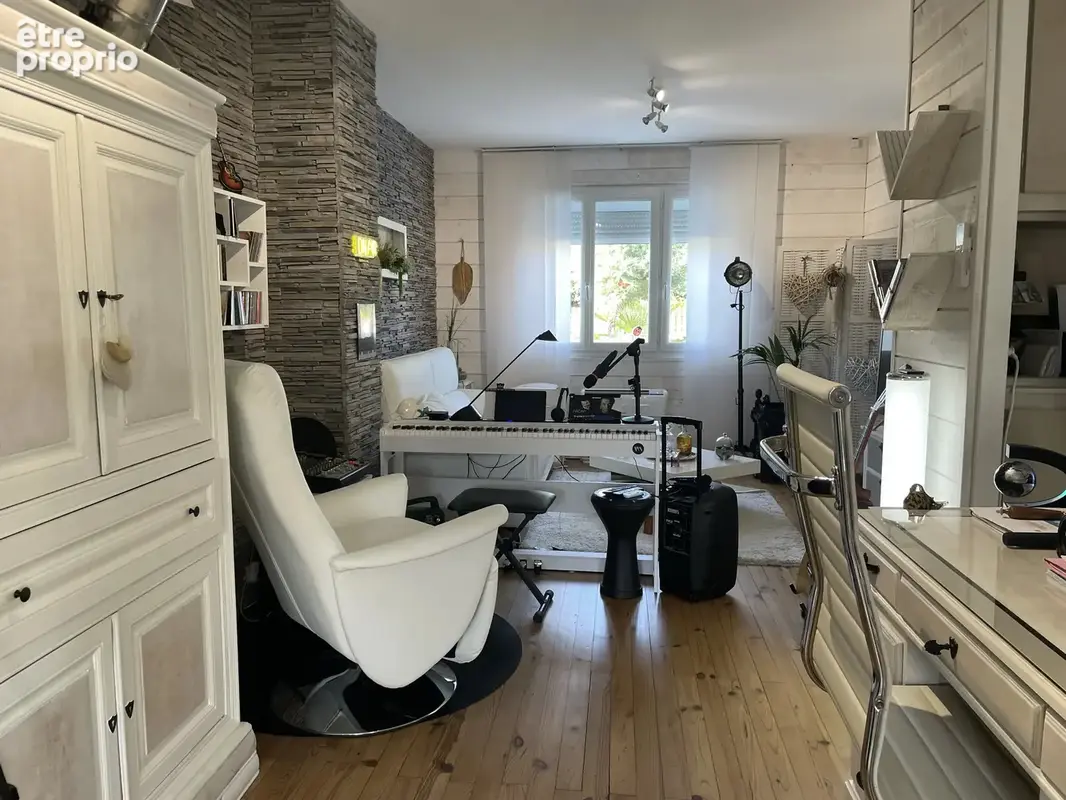 VIAGER OCCUPÉ – CHÂTELAILLON-PLAGE  Maison 6pièces, 130m2 à 10minutes de la plage - photo 2