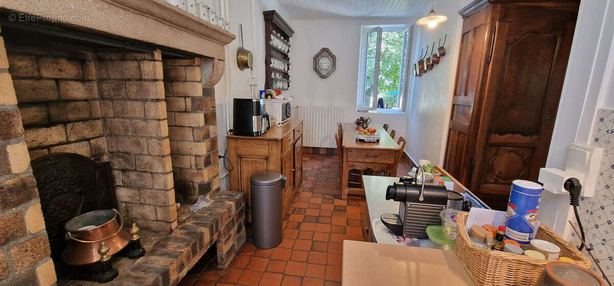 Maison à SERVILLY