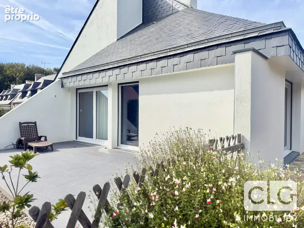 Maison d'architecte aux volumes remarquables - Pleuven - photo 2