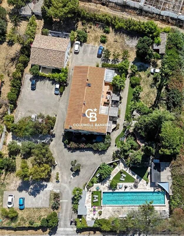 Appartement à LA CRAU