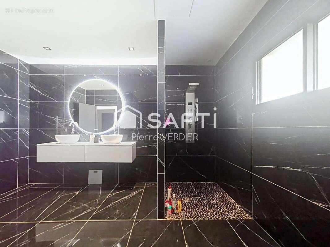 Photo 3 - Maison à AMBARES-ET-LAGRAVE