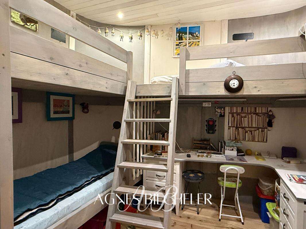 Maison à MONTESQUIEU-DES-ALBERES