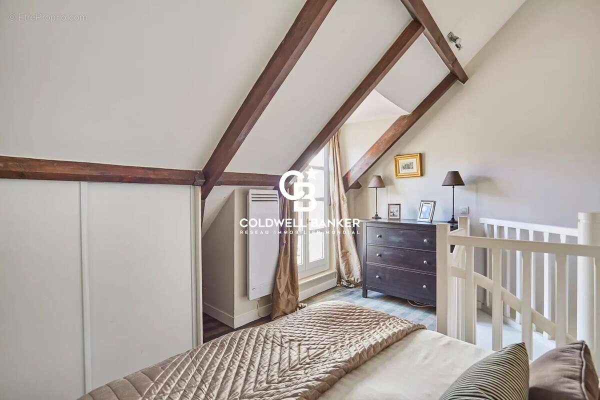 Appartement à PARIS-6E